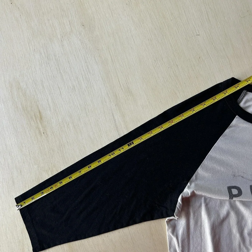 P Dinky Raglan Shirt Mens Small White Black 3/4 Sleeve Graphic Tee T-Shirt